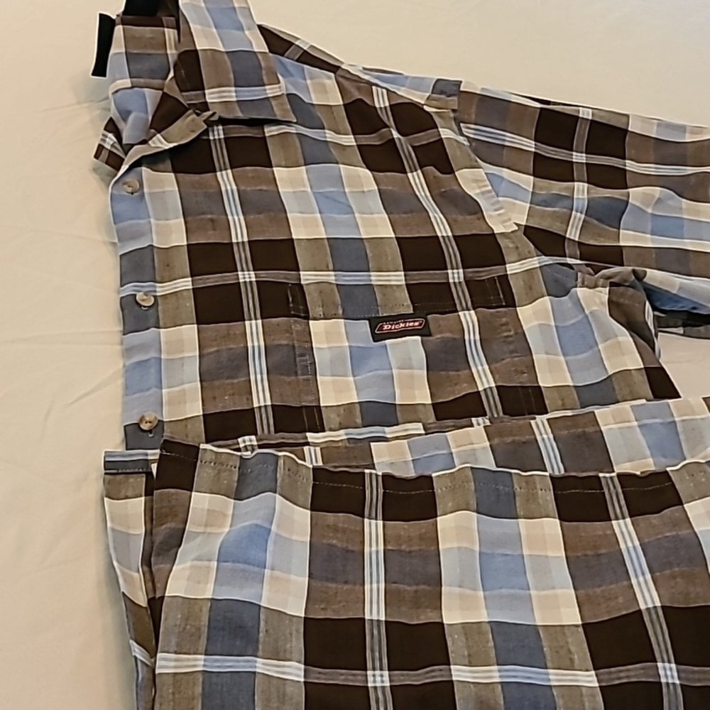 Dickies men's short sleeve button up shirt size 2XL.(#1414) EC.
